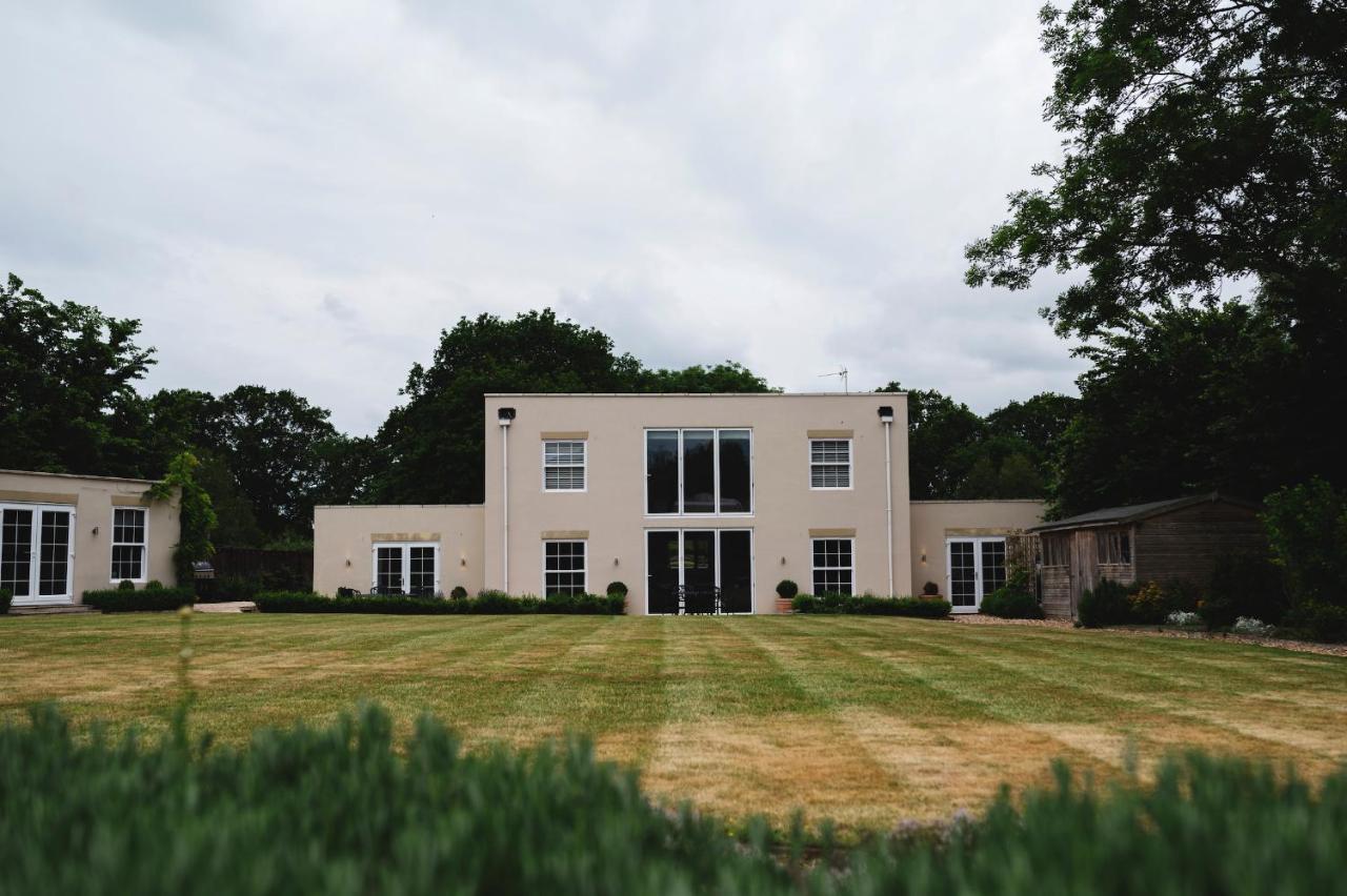 Large Country House - Hot Tub - Pool Table - Bbq - 5 Bedrooms - Log Burner Three Legged Cross Kültér fotó